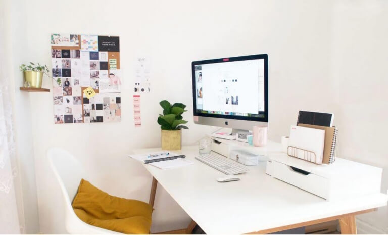 نحوه چیدمان صحیح میز کار نحوه چیدمان صحیح میز کار