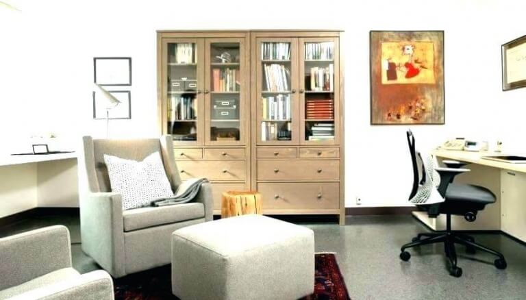 استفاده از صندلی گردان در چیدمان استفاده از صندلی گردان در چیدمان